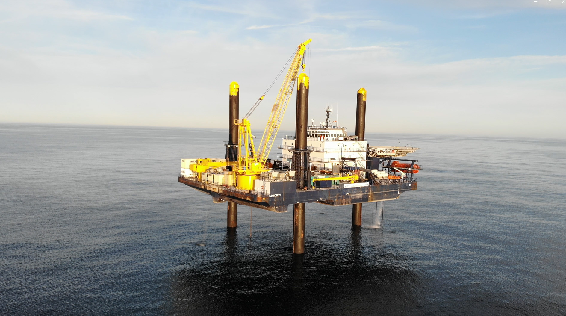 The Liftboat Robert. Photo: Everest@ECORD_IODP3_NSF